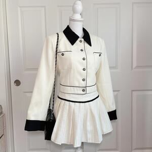 Korean structured contrast collared cropped jacket